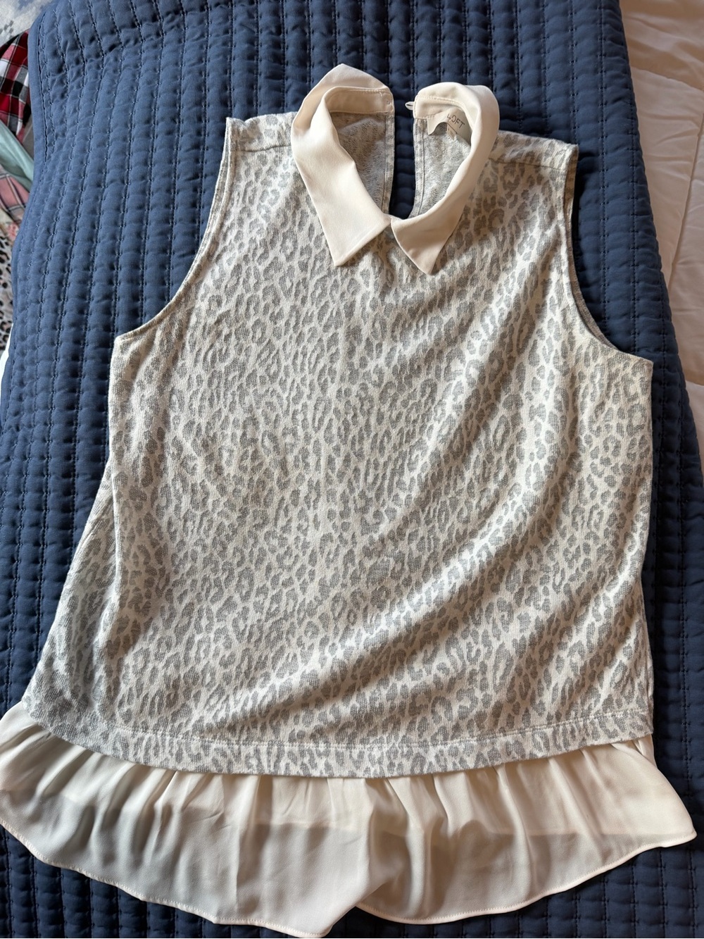 LOFT Cream and Light Gray Leopard Print Sleeveless Blouse with Collar